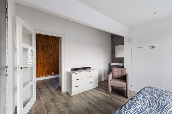 Foto - Te koop: Fijne gezinswoning met carport!